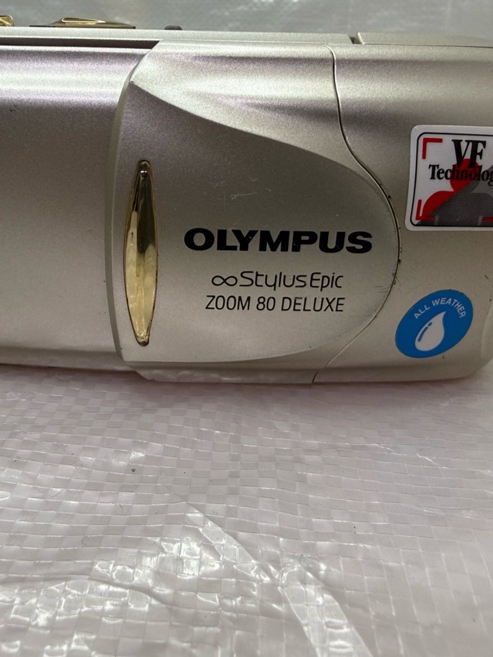 Olympus Silver Compact Stylus Epic Zoom 80 Deluxe